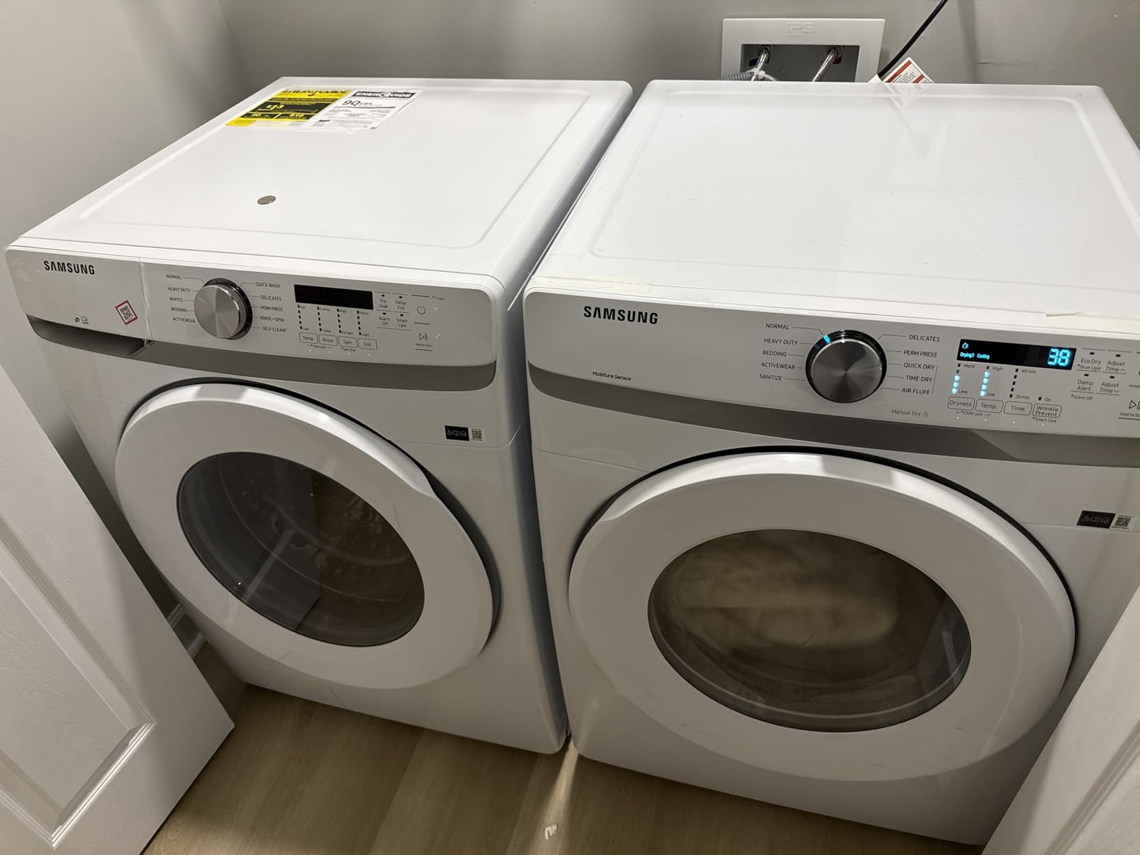 Samsung WF45T6000WPR White Front Load Laundry Package (Washer + Dryer Bundle) - Customer Photo 1