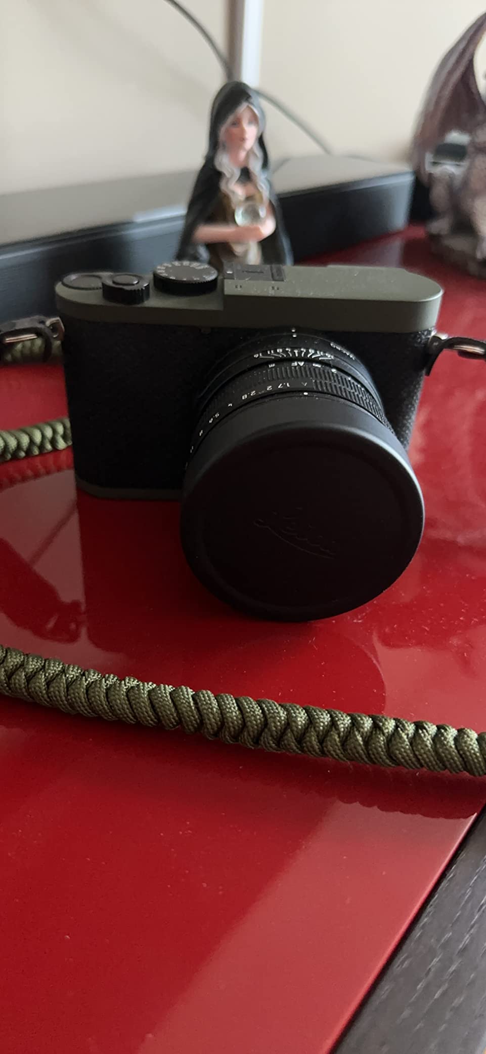 Q2 Digital Camera (Reporter Edition) customer photo 2