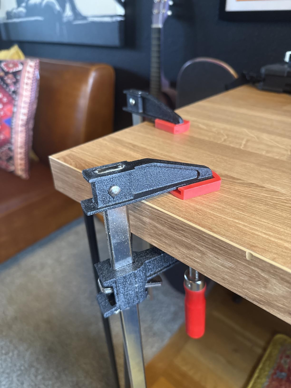 BESSEY GSCC4PK-C Clamp Set for Woodworking, F-style with Wood Handle, Replaceable Pads, 2 x 6 In and 2 x 12 In, 600 lb - Customer Photo 2