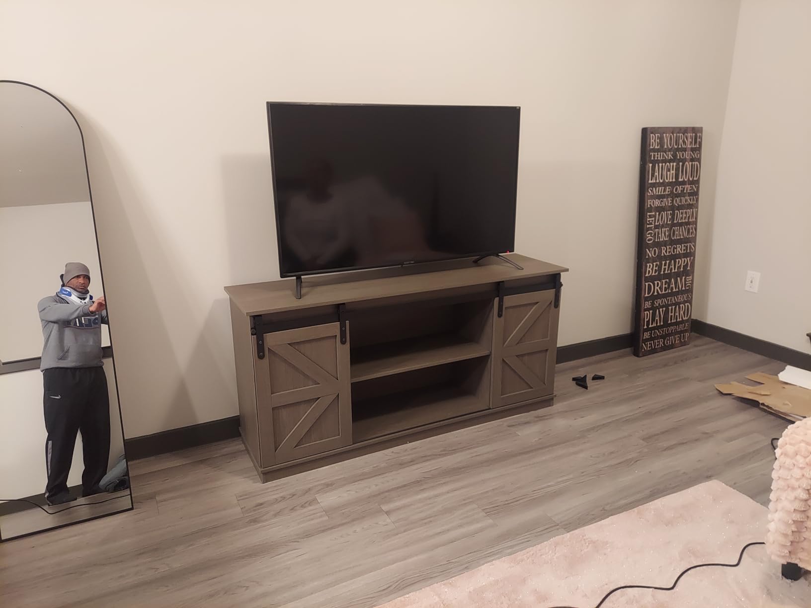 JUMMICO TV Stand for 65 Inch TV, Entertainment Center with Storage Cabinets and Sliding Barn Doors, Mid Century Modern Media TV Console Table for Living Room Bedroom (Bright White) - Customer Photo 2