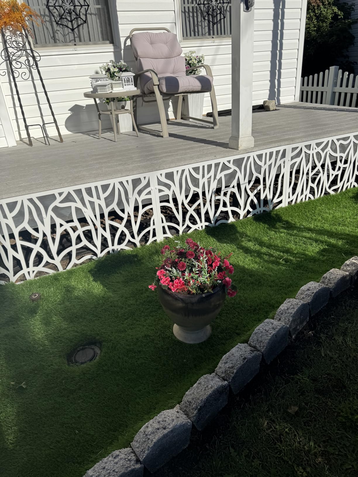 GRID AXCENTS Willow Decorative Lattice, Privacy Screen, Deck Skirting, Multi-use Panel 2 ft. x 4 ft. (White) - Customer Photo 2