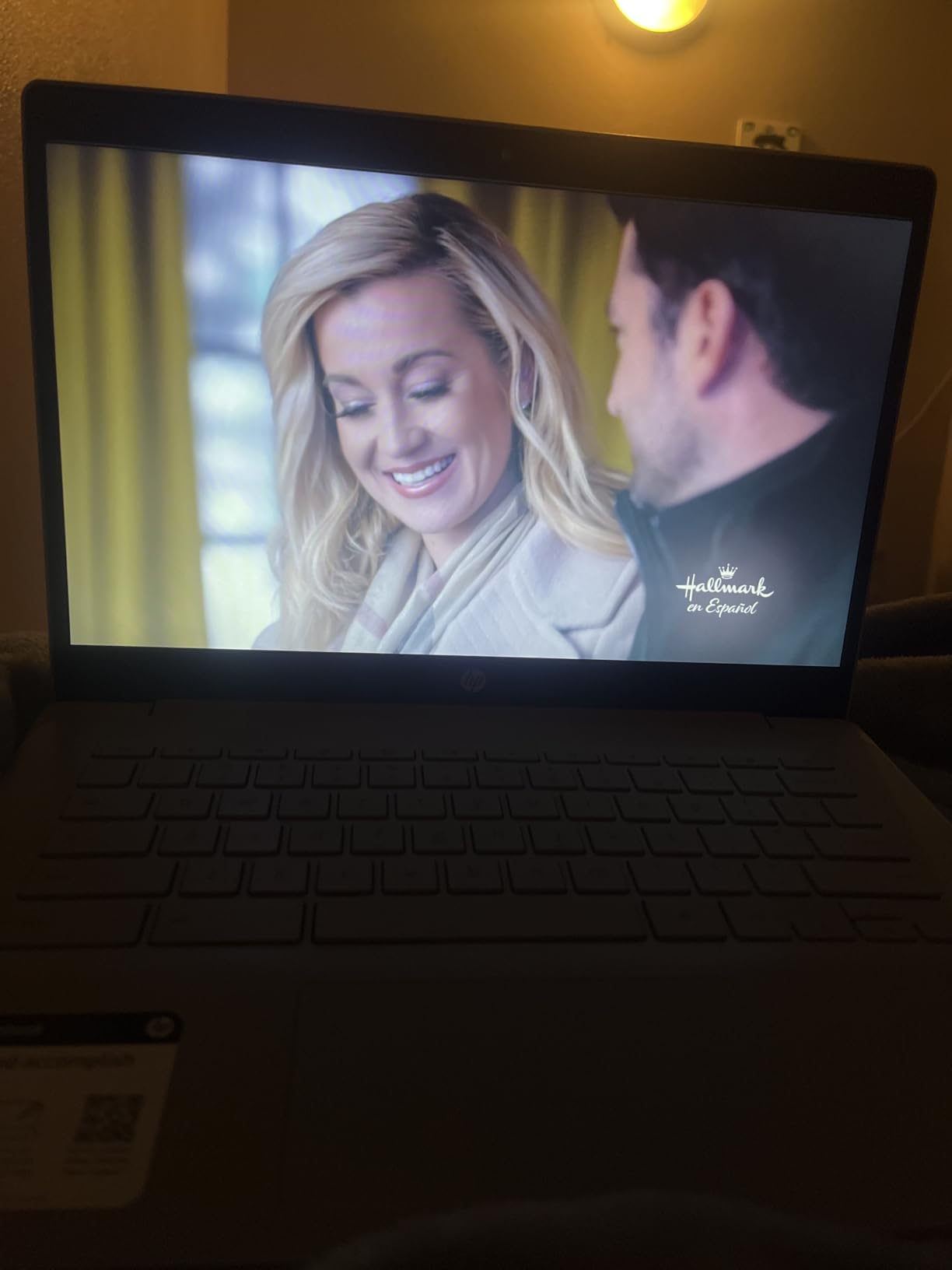 HP Chromebook 14 Laptop, Intel Celeron N4120, 4 GB RAM, 64 GB eMMC, 14