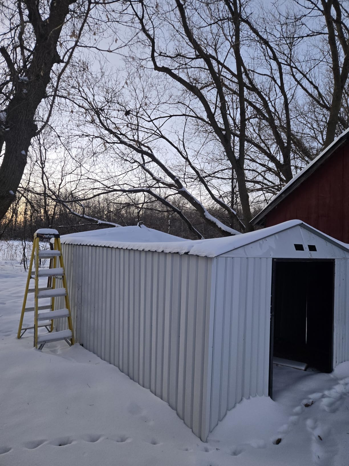 Outsunny 9' x 6' Outdoor Storage Shed, Garden Tool Metal Shed with Foundation Kit, Double Lockable Door, Air Vents and Sloping Roof - Customer Photo 2