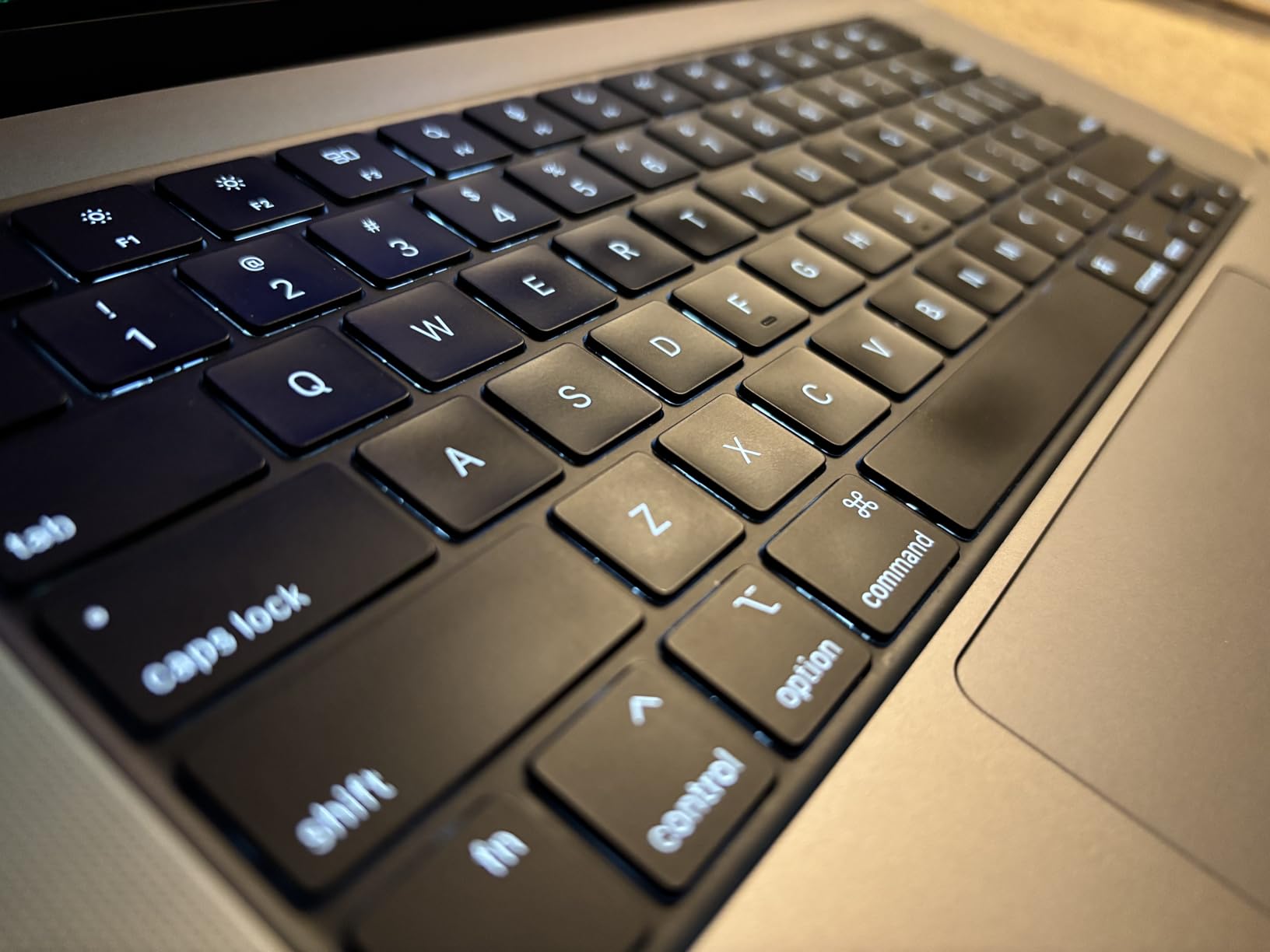 Apple 2021 MacBook Pro with Apple M1 Max Chip, 16-inch, 32GB RAM, 1TB SSD Storage, Space Gray (Renewed) - Customer Photo 3