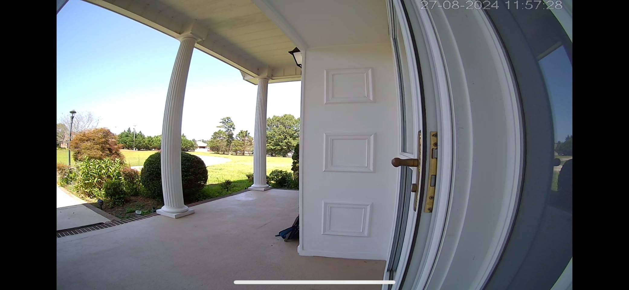 Lorex 2K Wireless WiFi Smart Video Doorbell Camera w/No Subscription Fee - Smart Security Lighting, Night Vision, Battery-Powered, Motion Detection (Black) - Customer Photo 2