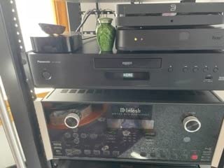 Panasonic DVD Player DP-UB9000P1K Reference Class 4K Ultra HD Blu-ray Player, HDR10+ and Dolby Vision Playback - Customer Photo 1