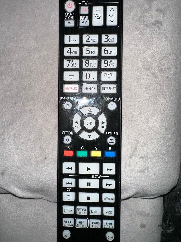 Panasonic DVD Player DP-UB9000P1K Reference Class 4K Ultra HD Blu-ray Player, HDR10+ and Dolby Vision Playback - Customer Photo 2