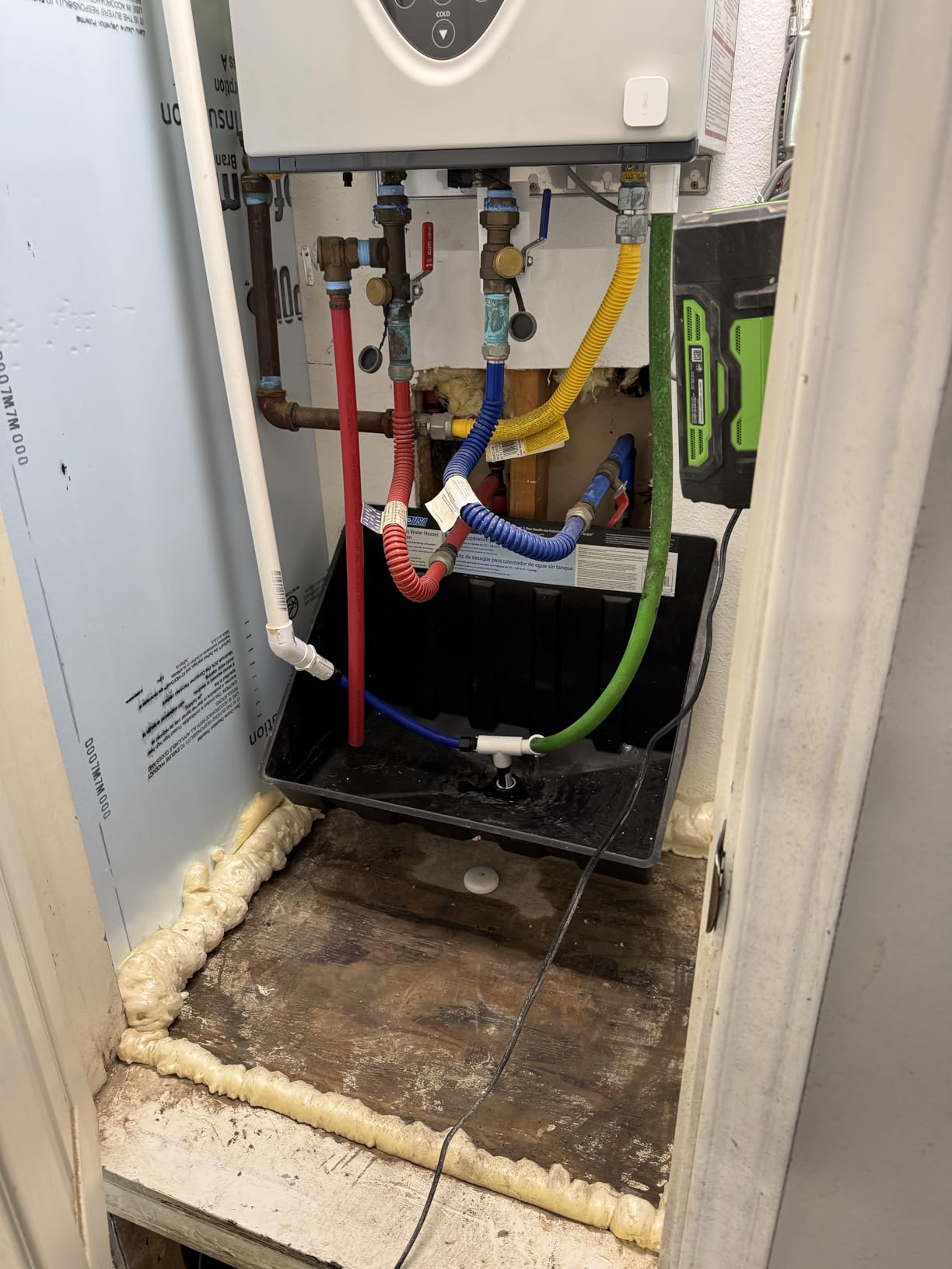 Aqara Water Leak Sensor 3 Pack, Zigbee Wireless Water Leak Detector for Alarm System and Smart Home Automation, Requires AQARA HUB, App Notifications, for Kitchen, Bathroom, Basement, Works with IFTTT - Customer Photo 1