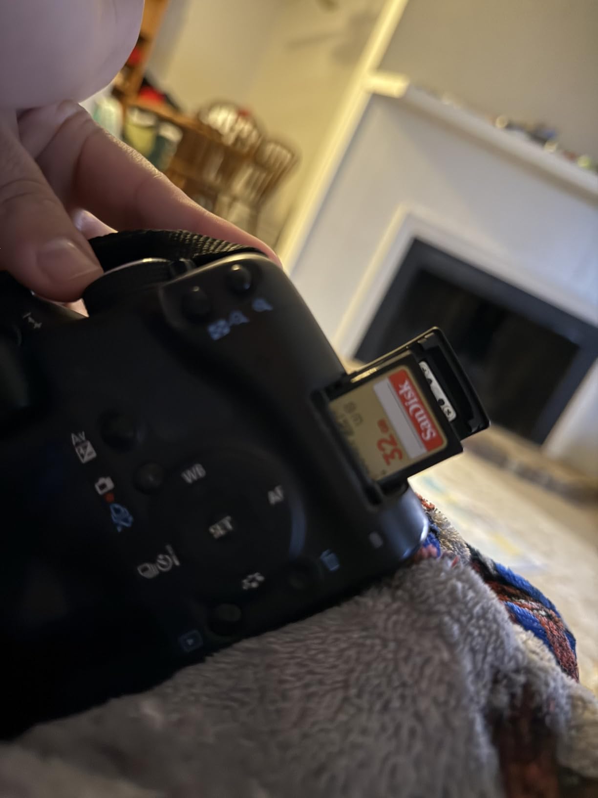 SanDisk 64GB Extreme SDXC UHS-I Memory Card - C10, U3, V30, 4K, UHD, SD Card - SDSDXV2-064G-GNCIN customer photo 1