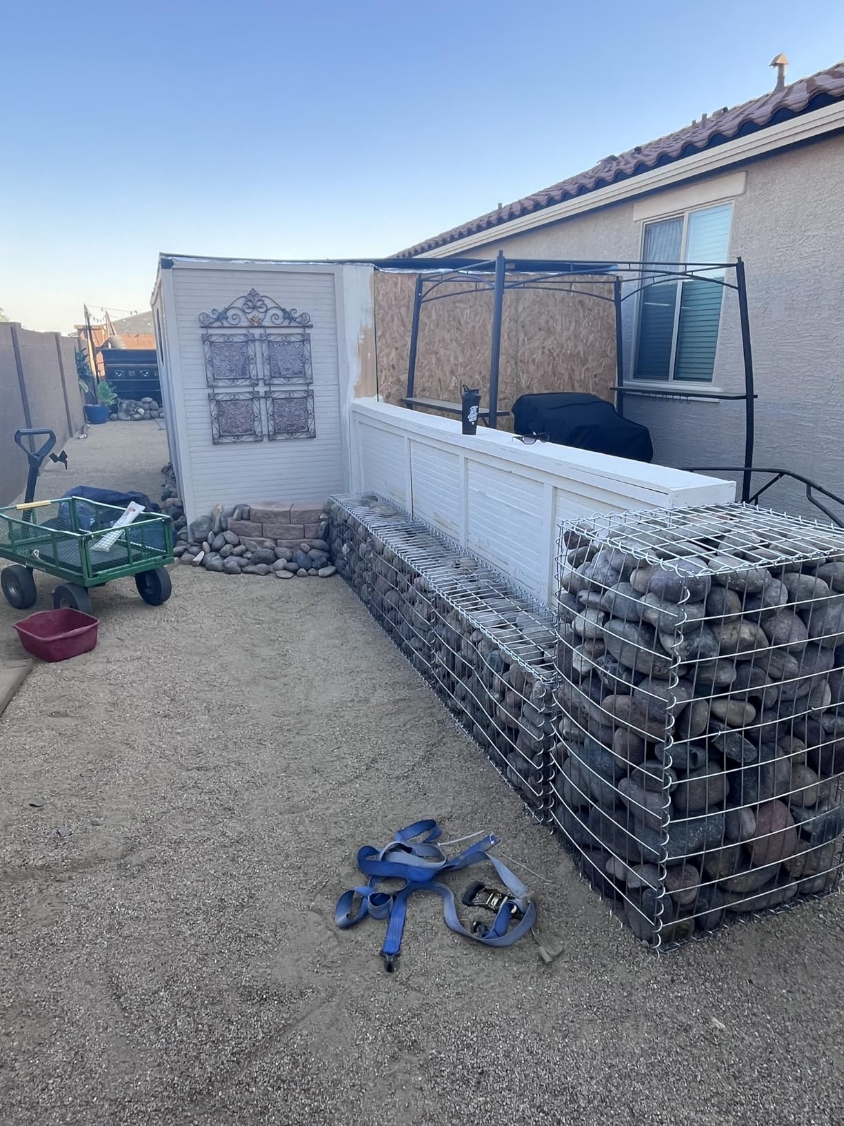 vidaXL Galvanized Steel Gabion Wall with Covers, Heavy-Duty Retaining Stone Basket for Outdoor Garden Patio & Backyard, 118.1