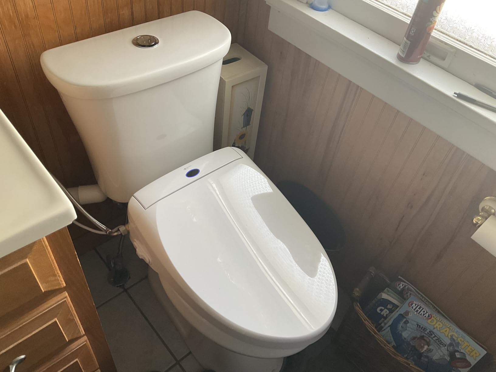 LEIVI Electric Bidet Toilet Seat with Wireless Remote and Side Panel, Multiple Spray Modes, Adjustable Heated Seat, Warm Water and Air Dryer, Auto LED Nightlight, Elongated - Customer Photo 2