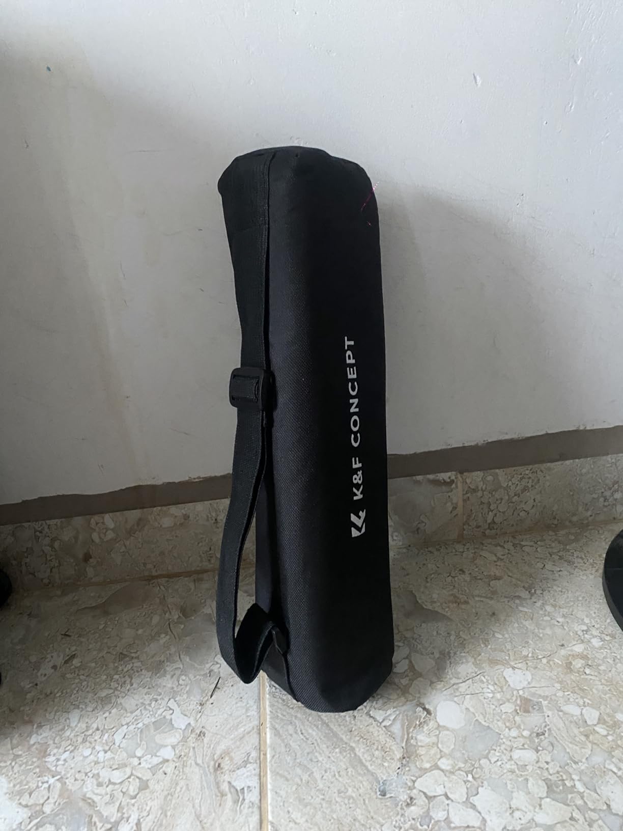 K&F CONCEPT 64 inch/163 cm Camera Tripod,Lightweight Travel Outdoor DSLR Tripods with 360 Degree Ball Head Load Capacity 17.6 lbs/8 kg,Cellphone Clip for Smartphone Live Streaming Vlog O234A1+BH-36 - Customer Photo 1