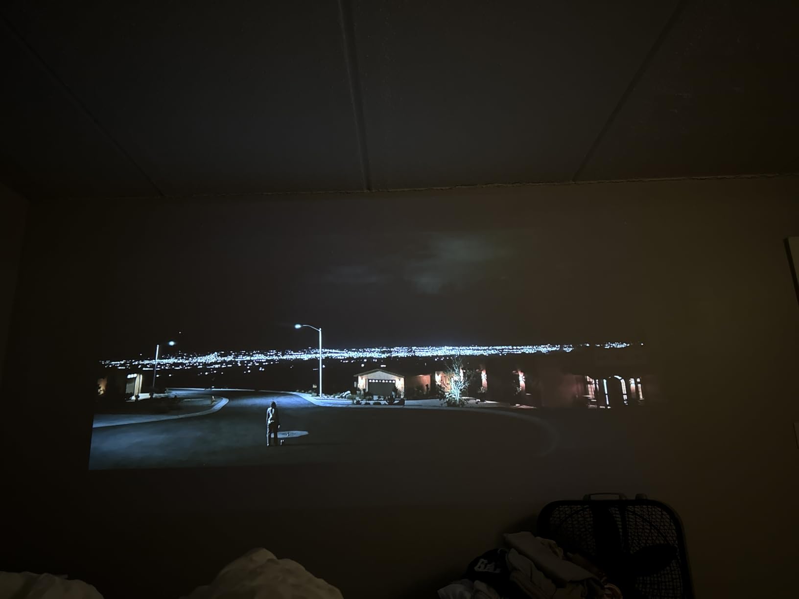 HAPPRUN Native 1080P Bluetooth Mini Projector, Full HD Portable Outdoor Movie Projector with Built-in Speaker, Compatible with Smartphone, HDMI, USB, AV, Fire Stick, PS5 for Home, Bedroom, Outdoor Use customer photo 1