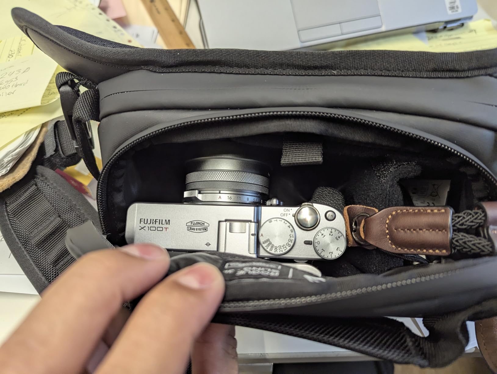 WANDRD ROGUE V1 3L Sling: Compact Camera Sling and Crossbody Bag - Customer Photo 1