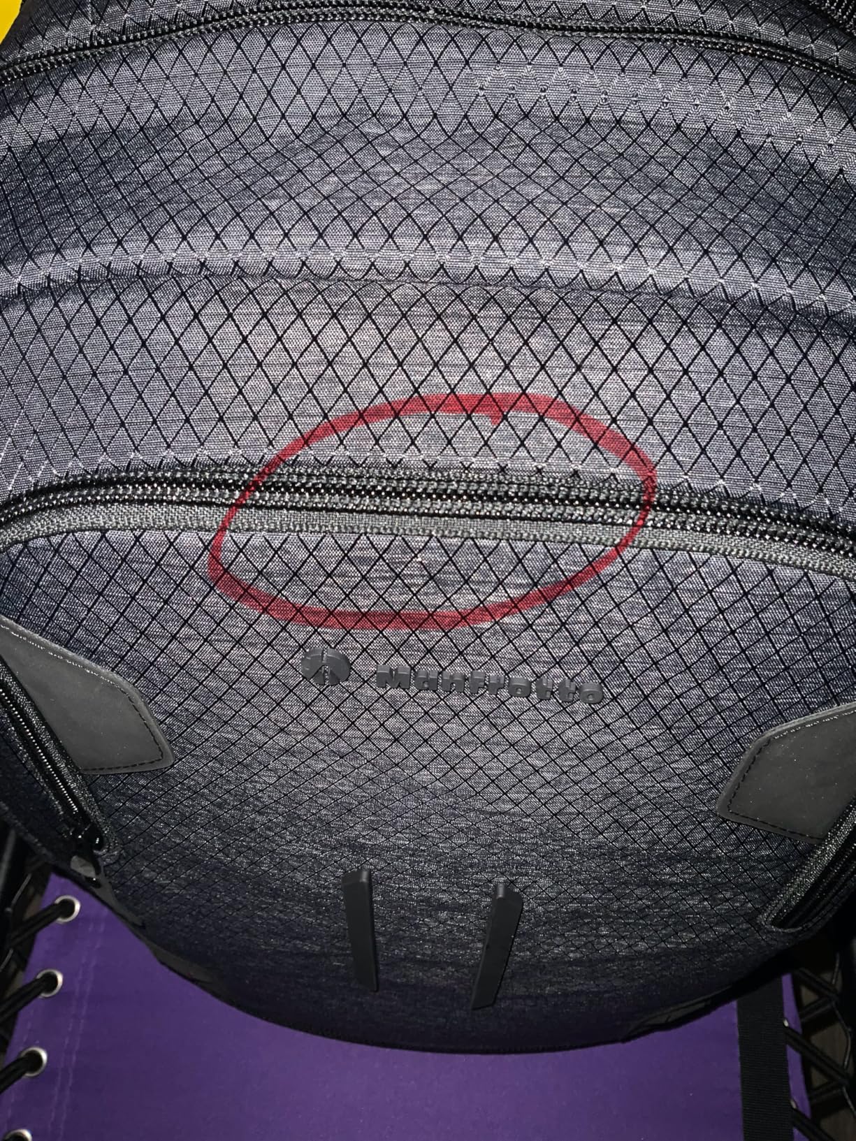 Manfrotto PRO Light Backloader M, Professional Camera Backpack for Cameras, Top and Rear Access, Double Tripod Mount, Padded Backpack with Interchangeable Dividers, Black - Customer Photo 2