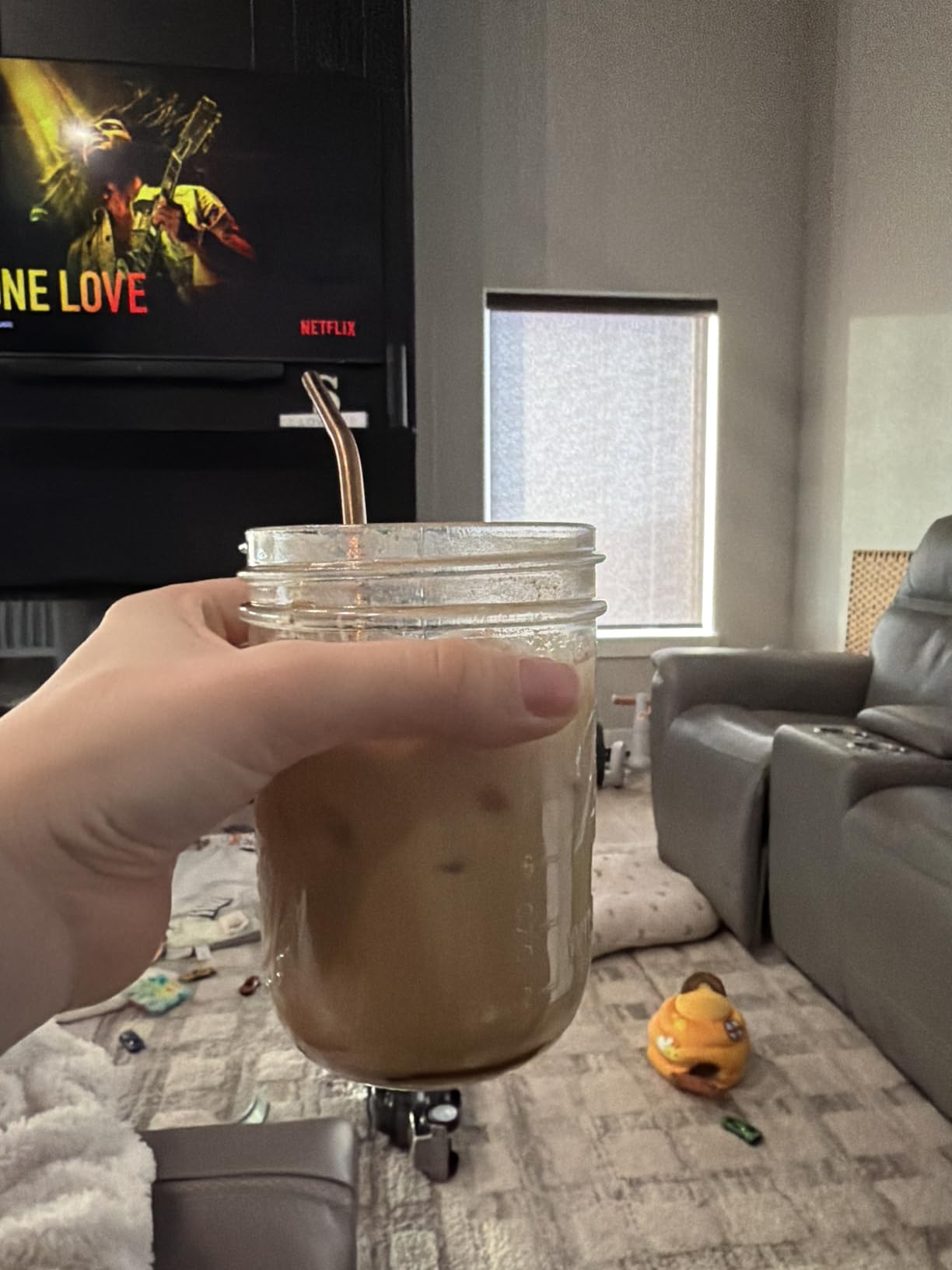 De'Longhi Magnifica Evo Automatic Espresso & Coffee Machine with Auto Milk Frother, Built-in Grinder & Auto-Clean Function - For Latte, Cappuccino, Americano, Iced Coffee, ECAM29084SB , Silver - Customer Photo 1