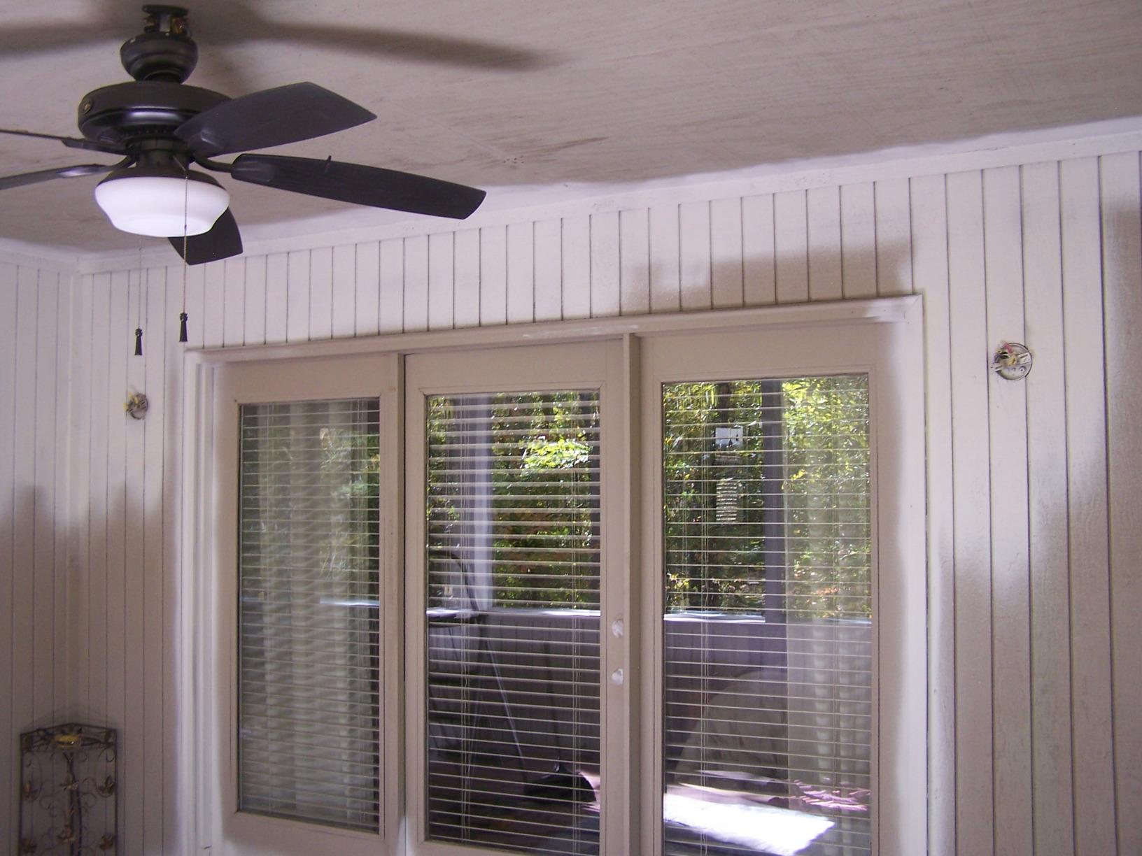 Glidden Total Interior Wall Paint & Primer All-in-One, Off White/White, Flat, 1 Gallon - Customer Photo 3