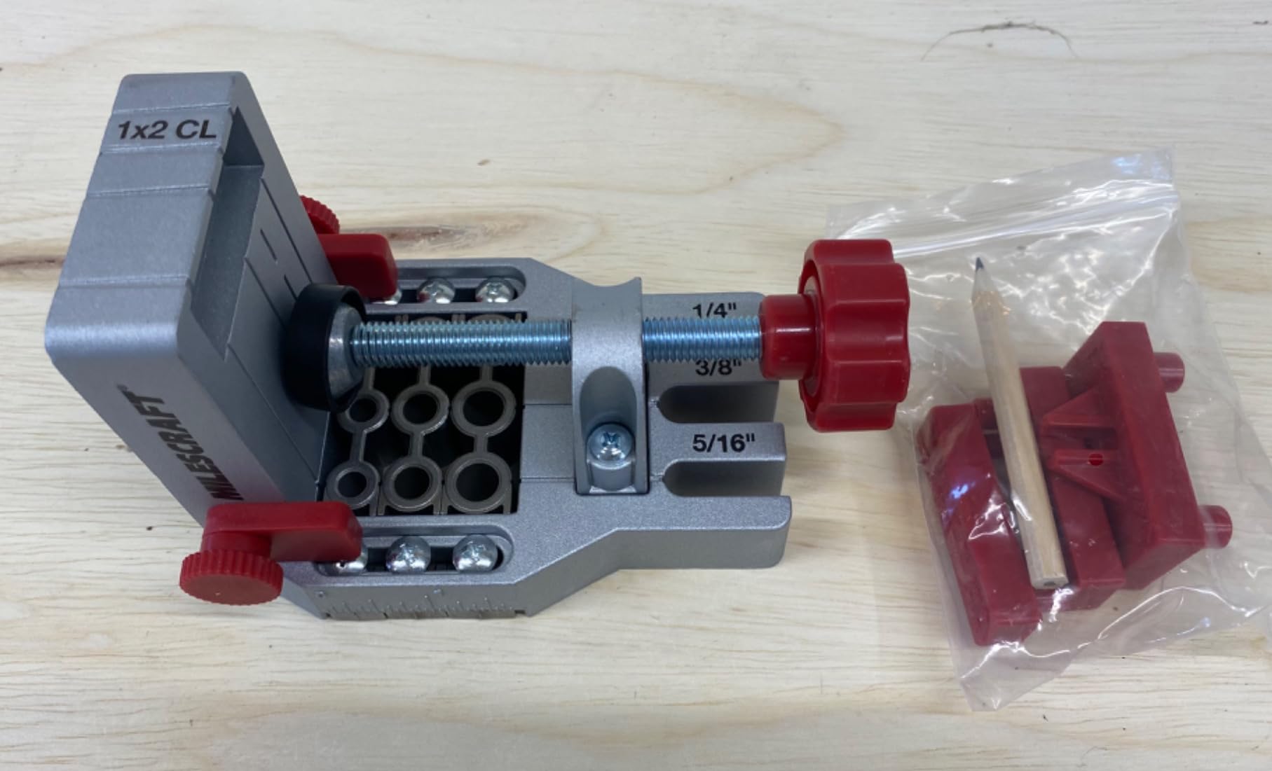 Milescraft 1334 Joint Master – Self-Clamping Aluminum Doweling Jig. Creates Edge, Corner, and Surface Joints. Includes Centering Spacers. For 1/4in, 5/16in, and 3/8in Dowel Pins - Customer Photo 2