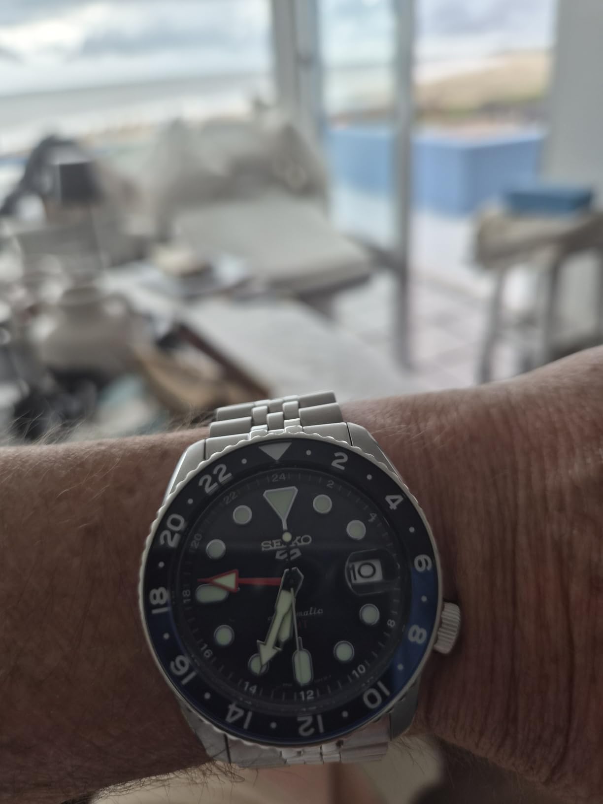 Seiko SSK003 Automatic Watch for Men - 5 Sports - Blue Dial with Date Calendar and Luminous Hands & Markers and Black & Blue GMT Bezel, 100m Water-Resistant - Customer Photo 1