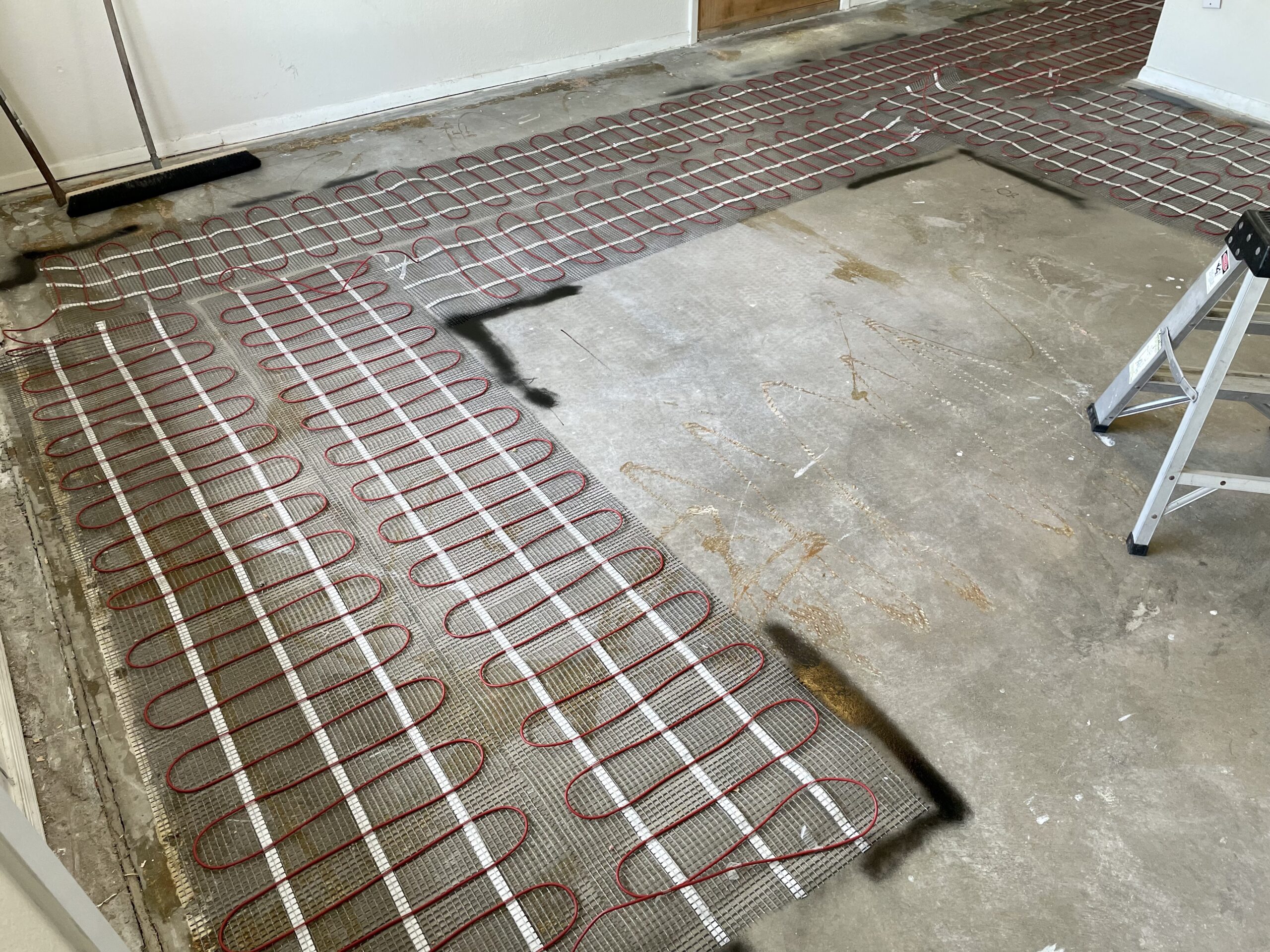 LuxHeat 150sqft Floor Heating Mat Kit – 120v Electric Radiant Heated Flooring System – Tile & Laminate Flooring Heating System - Includes UDG Programmable Thermostat w/GFCI, Alarm & Sensor - Customer Photo 2