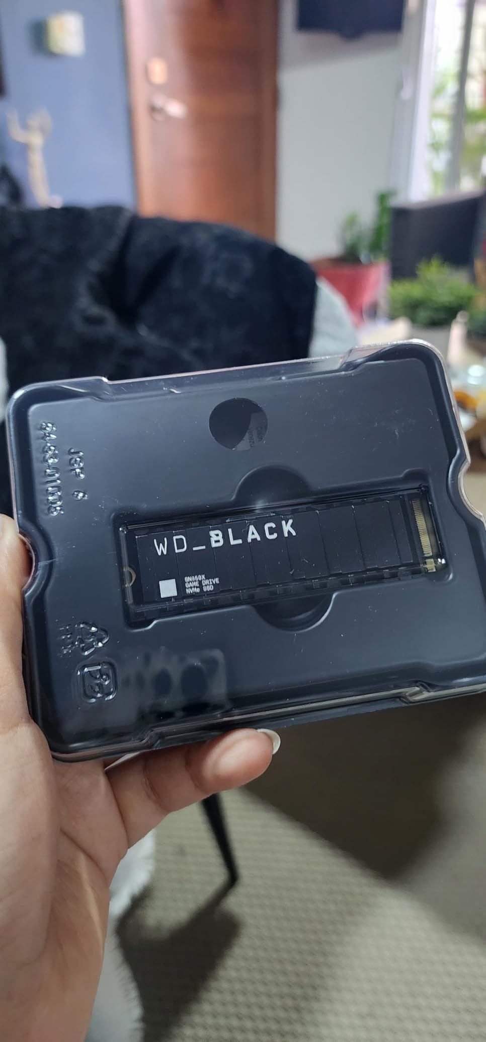 WD_BLACK SN850X 2TB NVMe SSD with Heatsink - M.2 2280, Up to 7,300 MB/s Read speeds, Up to 6,300 MB/s write speeds, Works with Playstation 5, High Performance Internal Solid State Drive - Customer Photo 1