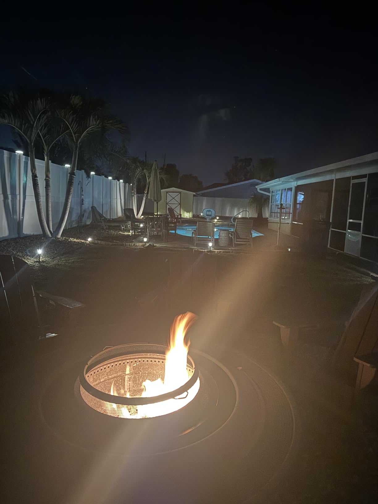 XMCOSY+ Solar Lights Outdoor 10/25 LM LED with 2 Lighting Modes, Solar Garden Lights Glass and Metal, IP65 Waterproof Solar Powered for Yard Pathway Walkway Driveway Patio (6 Pack, Warm White) - Customer Photo 1