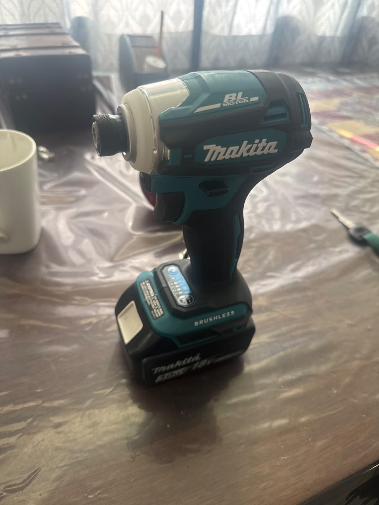 Makita XDT19Z 18V LXT Lithium-Ion Brushless Cordless Quick-Shift Mode 4-Speed Impact Driver, Tool Only - Customer Photo 2
