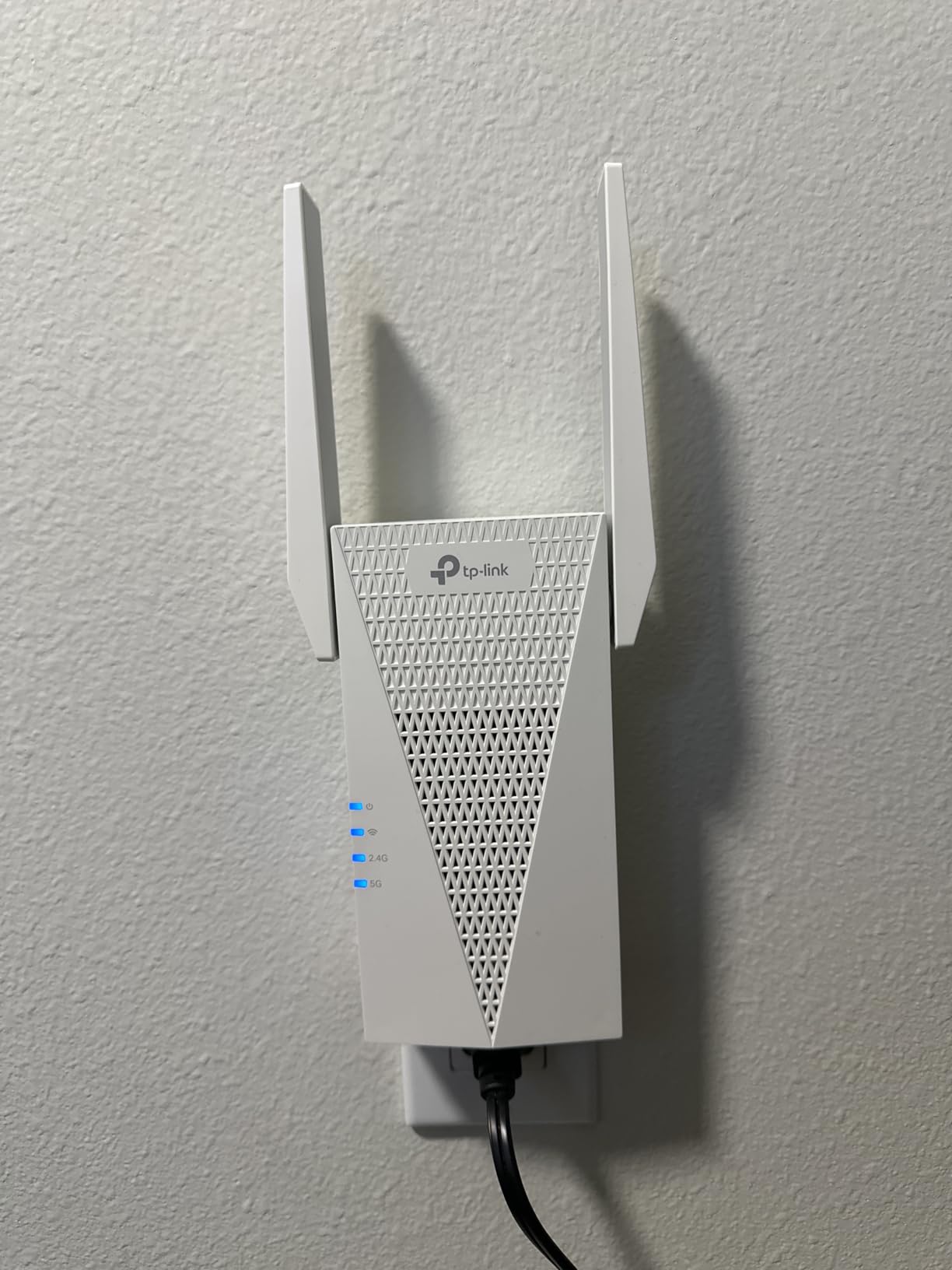 TP-Link AX3000 WiFi 6 Range Extender | PCMag Editor's Choice | Dual-Band Wireless Repeater w/Ethernet Port | Up to 2400 Sq. Ft., 64 Devices | Internet Signal Booster | APP Setup | EasyMesh (RE715X) - Customer Photo 1