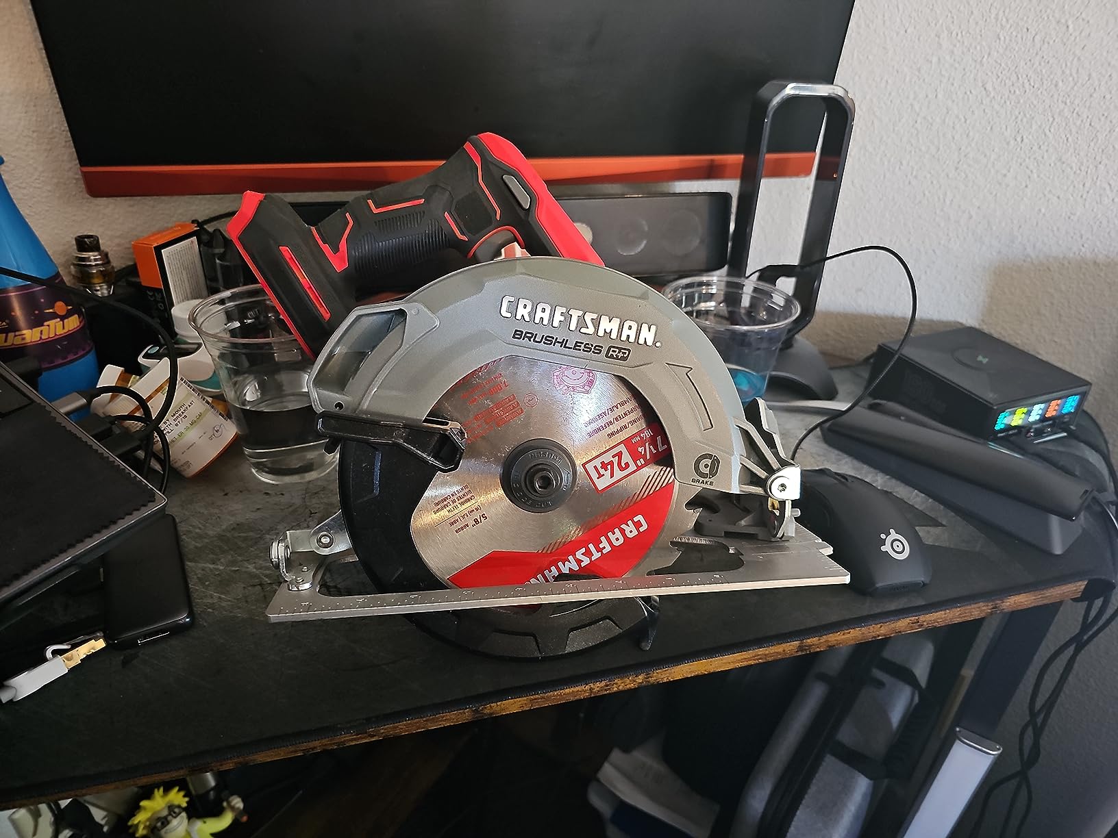 CRAFTSMAN V20 RP Cordless Circular Saw, 7-1/4 inch, Bare Tool Only (CMCS551B) - Customer Photo 0