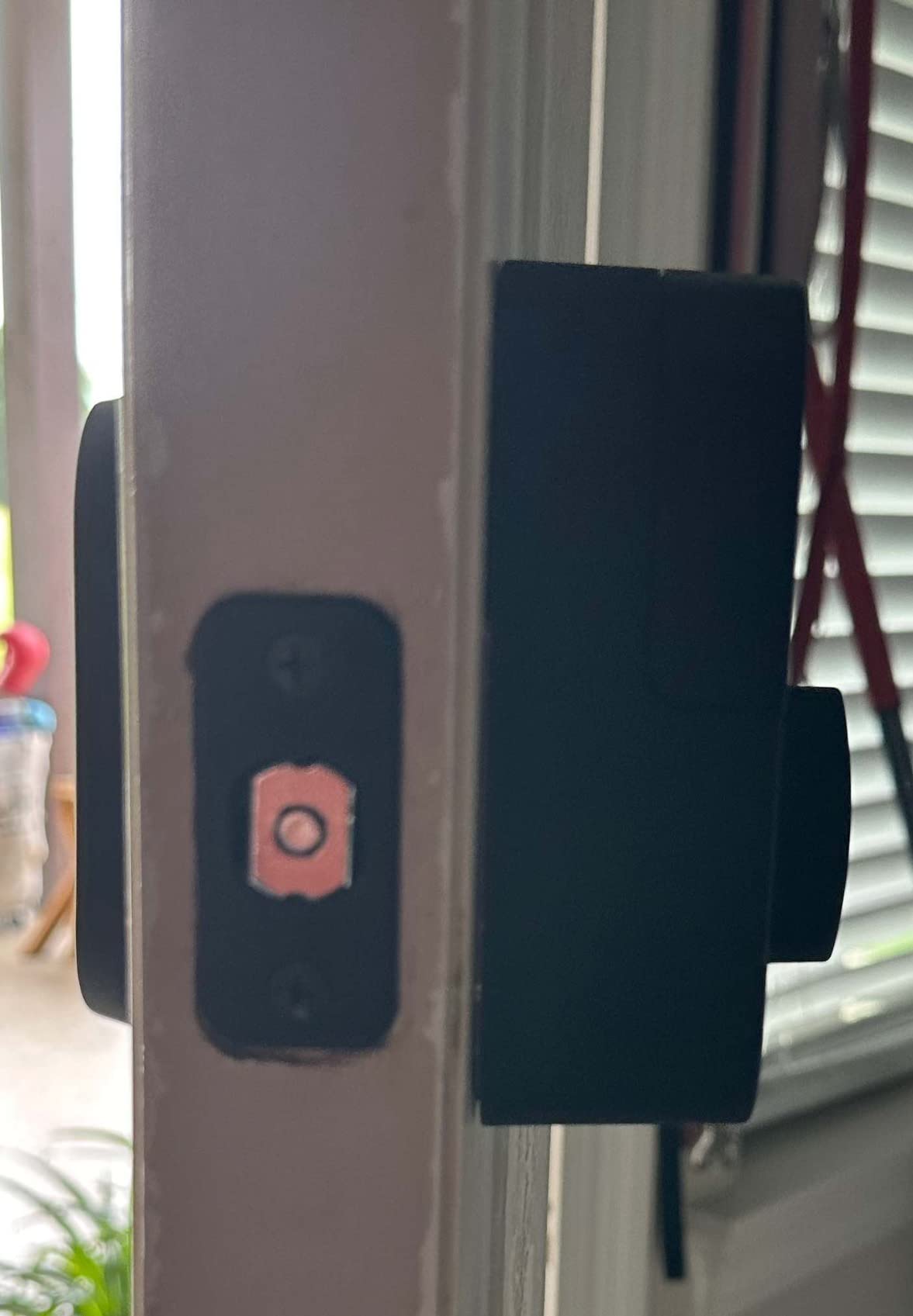 Yale Security Assure Lock 2 Deadbolt, Black Suede Keyed Smart Entry Door Lock with Wi-Fi Connected Keypad for Code Entry and Remote Access, YRD410-WF1-BSP - Customer Photo 2