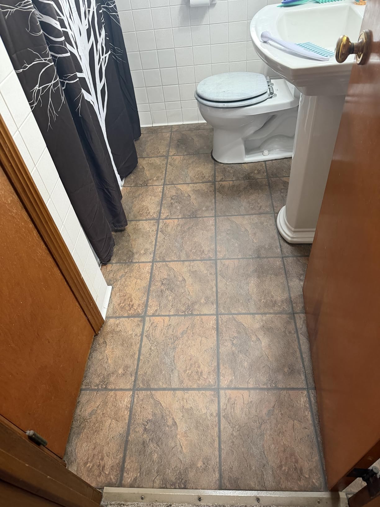 Art3d 36-Pack 54 Sq.ft Peel and Stick Floor Tiles Vinyl Plank Flooring Wood Look, Adhesive and Waterproof Tile Sticker for Bedroom, Living Room, Kitchen, RV in Black - Customer Photo 2