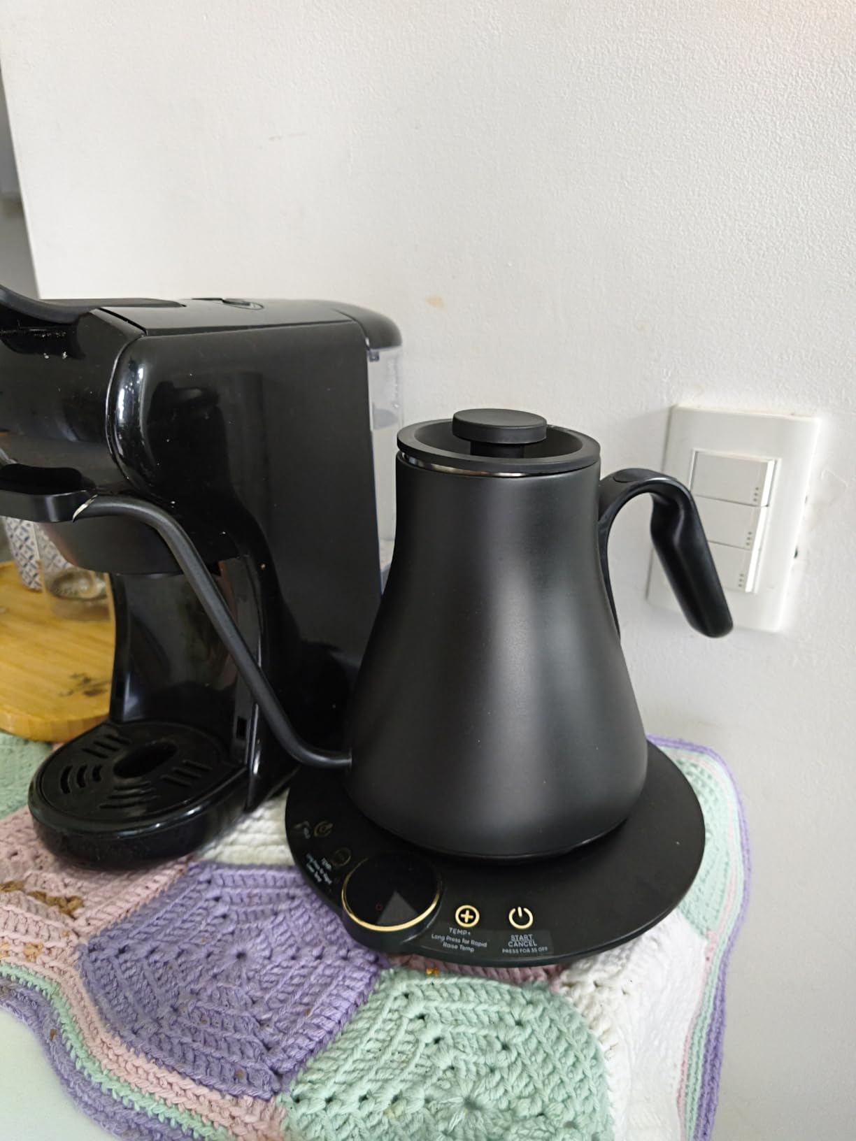 INTASTING Gooseneck Electric Kettle with ±1℉ Temperature Control for Pour Over Coffee & Tea, Quick Heating, BPA-Free Stainless Steel, Built-in Brew Timer, 1500W/0.9L (Ebony Black) - Customer Photo 2