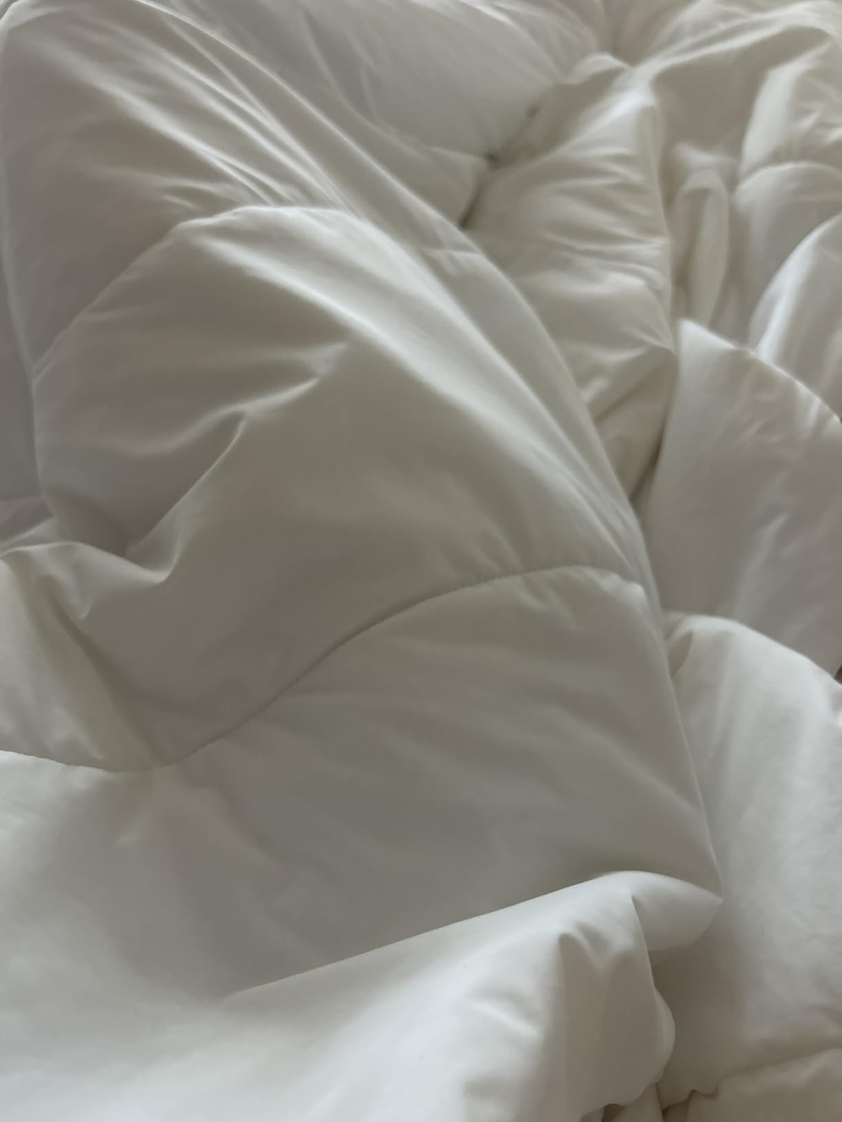 REST® Evercool® Cooling Comforter, Full/Queen, Blanket for Hot Sleepers, All Season Bedding to Keep Cool for Night Sweats, Breathable Lightweight Blanket, 90