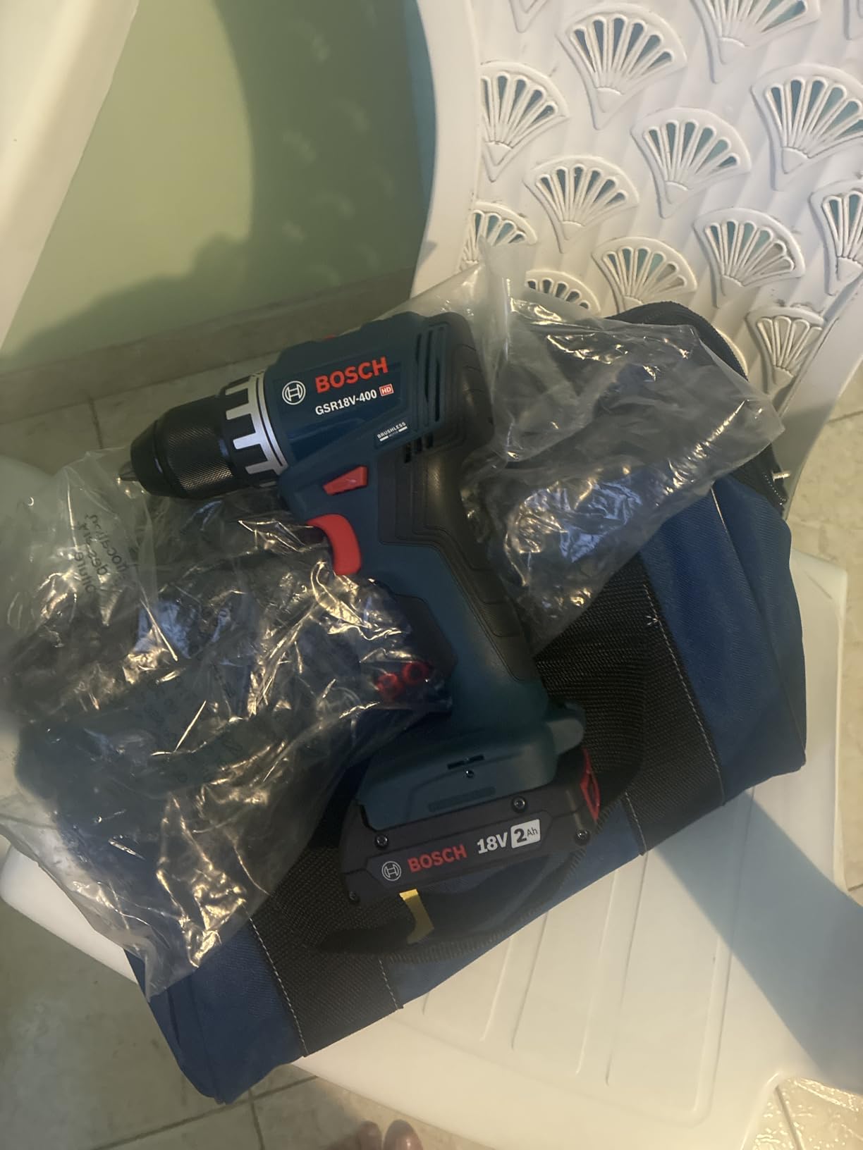 Bosch GSR18V-400B12 18V Compact Brushless 1/2 In. Drill/Driver Kit with (1) 2 Ah Standard Battery - Customer Photo 1