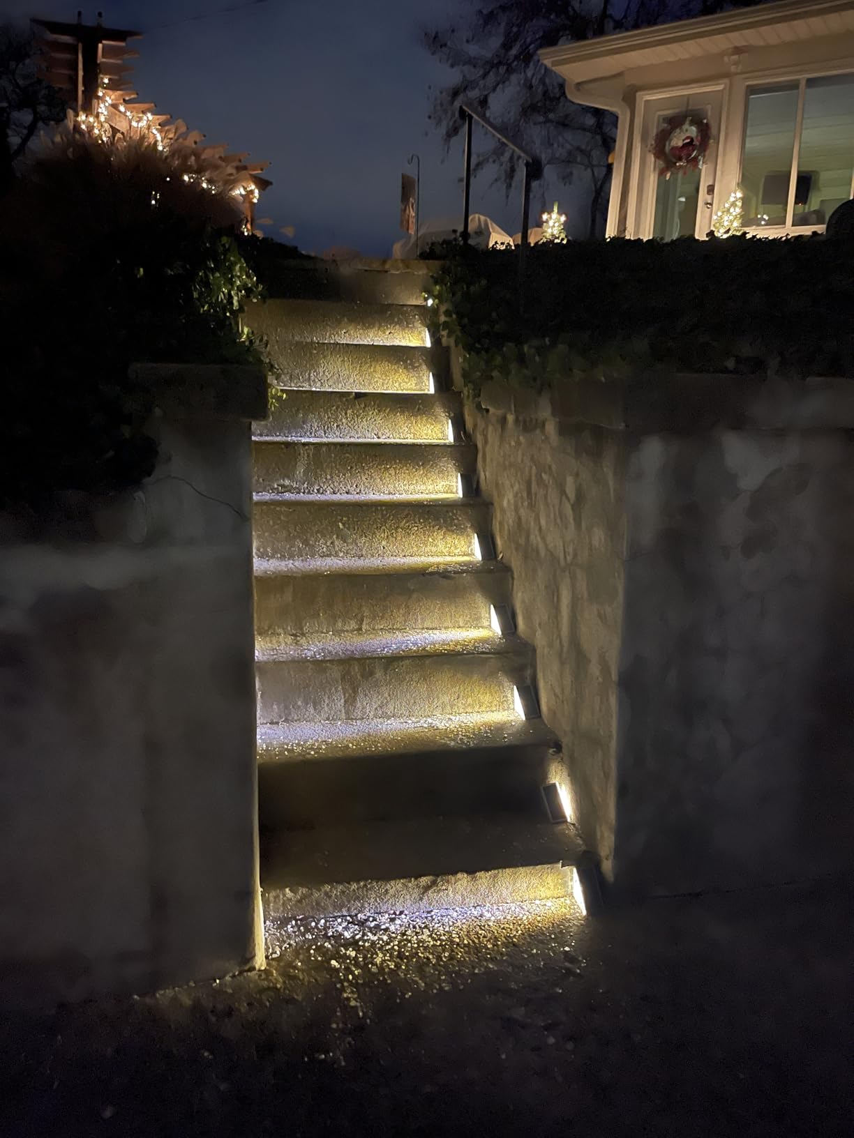 VOLISUN Solar Stair Lights 6 Pack, Solar Step Lights Outdoor Waterproof IP67, LED Outdoor Step Light,Outdoor Light Decor for Garden Stair, Deck, Front Step, Front Porch, and Patio（3000K） - Customer Photo 1