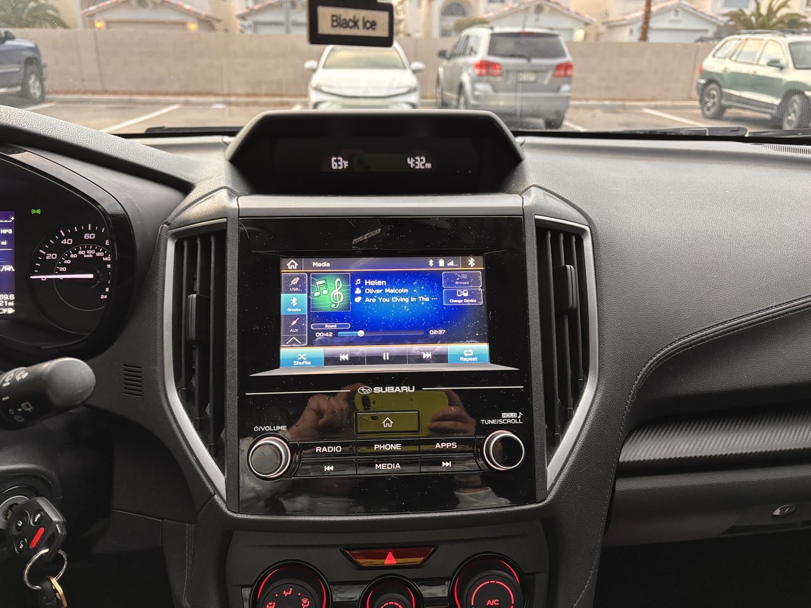 Lamicall 2025 Wider Clamp & Metal Hook Car Phone Holder Vent [Thick Cases Friendly] Phone Holders for Your Car Mount Automobile Hands Free Cradle Air Vent for iPhone 16 15 14 13 Pro Max Smartphone - Customer Photo 4