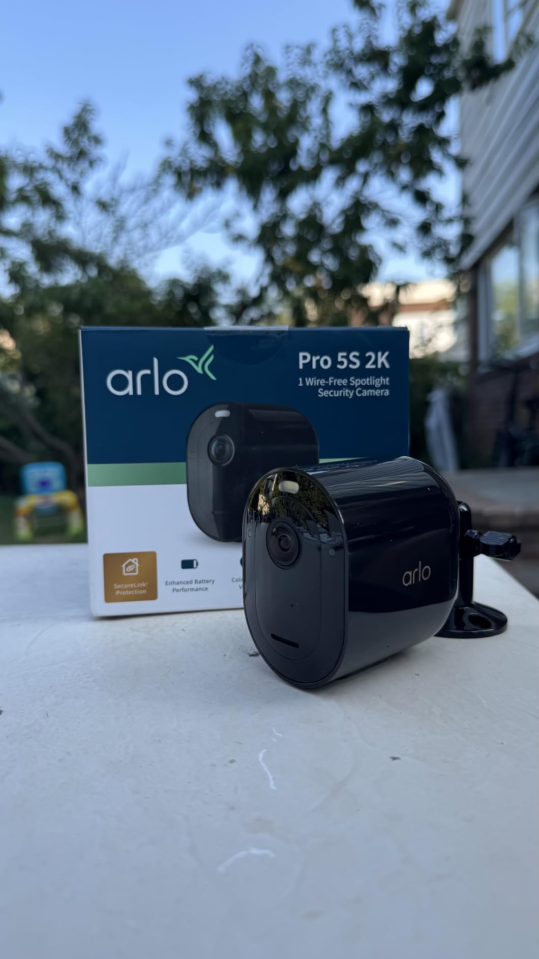 Arlo Pro 5S Spotlight Security Camera 2K HDR | Outdoor | Wireless | Dual-Band Wi-Fi Connects to the Strongest Network | 12X Zoom, 2-Way Audio, Siren, Color Night Vision, Live Stream White - Customer Photo 1