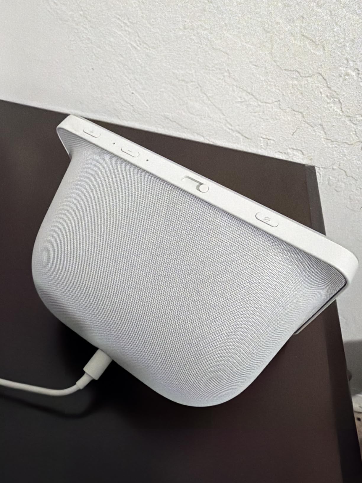 Amazon Echo Show 8, With Spatial Audio and Alexa+ Early Access, Smart Home Hub, ideal for open living spaces, Charcoal - Customer Photo 1