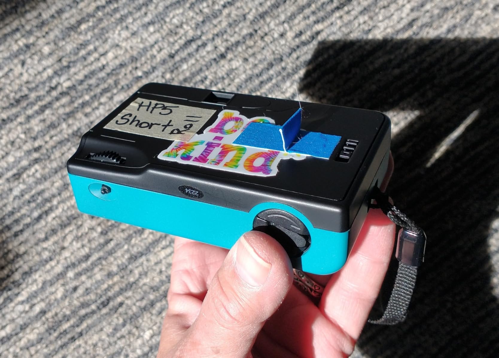 RETO Ultra Wide and Slim 35mm Reusable Daylight Film Camera - 22mm Wide Lens, Focus Free, Light Weight, Easy to Use (Olive) - Customer Photo 1