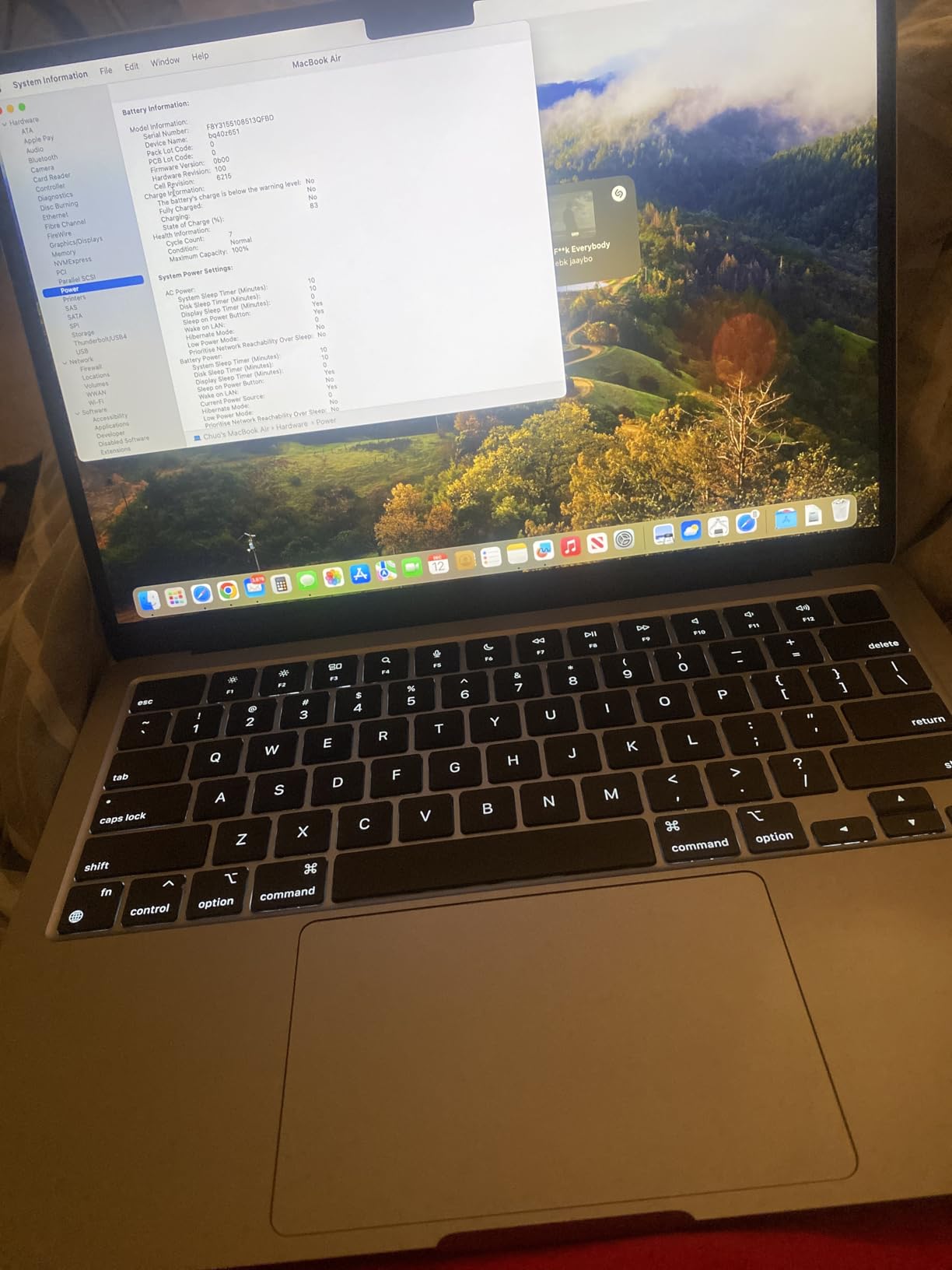 Apple 2022 MacBook Air with Apple M2 Chip, 13-inch, 8GB RAM, 256GB SSD Storage - Space Gray (Renewed) - Customer Photo 1