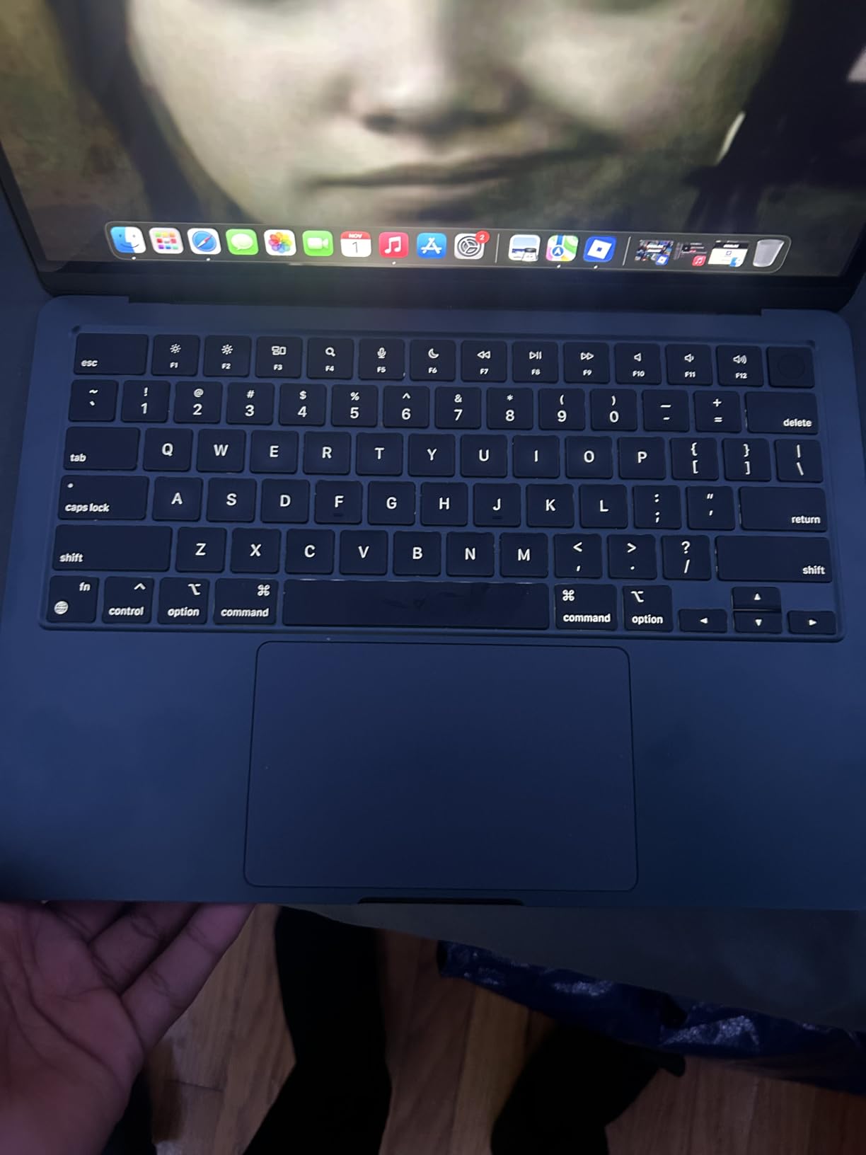 Apple 2022 MacBook Air with Apple M2 Chip, 13-inch, 8GB RAM, 256GB SSD Storage - Space Gray (Renewed) - Customer Photo 2