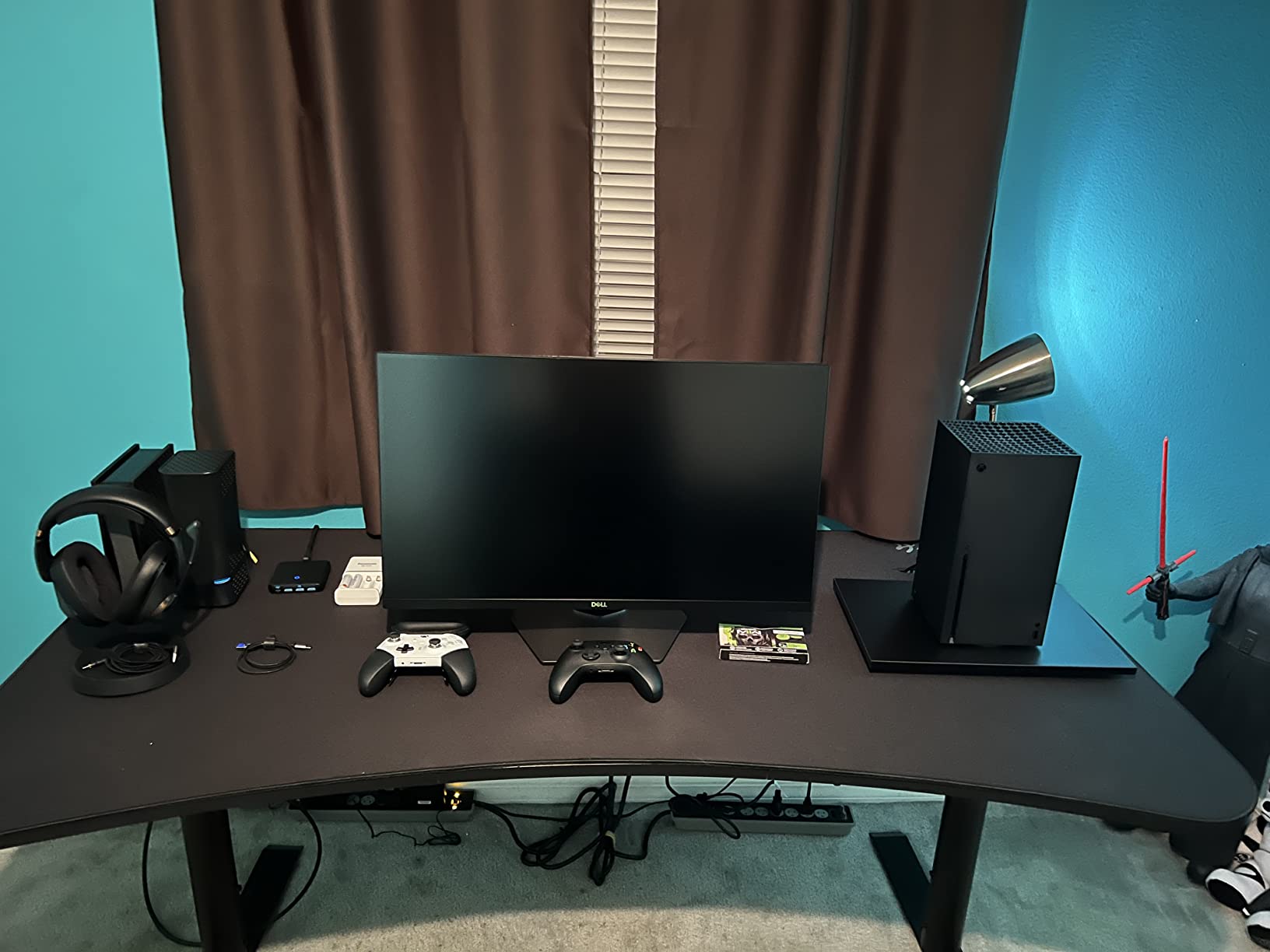 Xbox Series X – Forza Horizon 5 Bundle – Includes Forza Horizon 5 Premium Edition – 1TB SSD Gaming Console – 4K Gaming – 4K Streaming – Carbon Black - Customer Photo 1