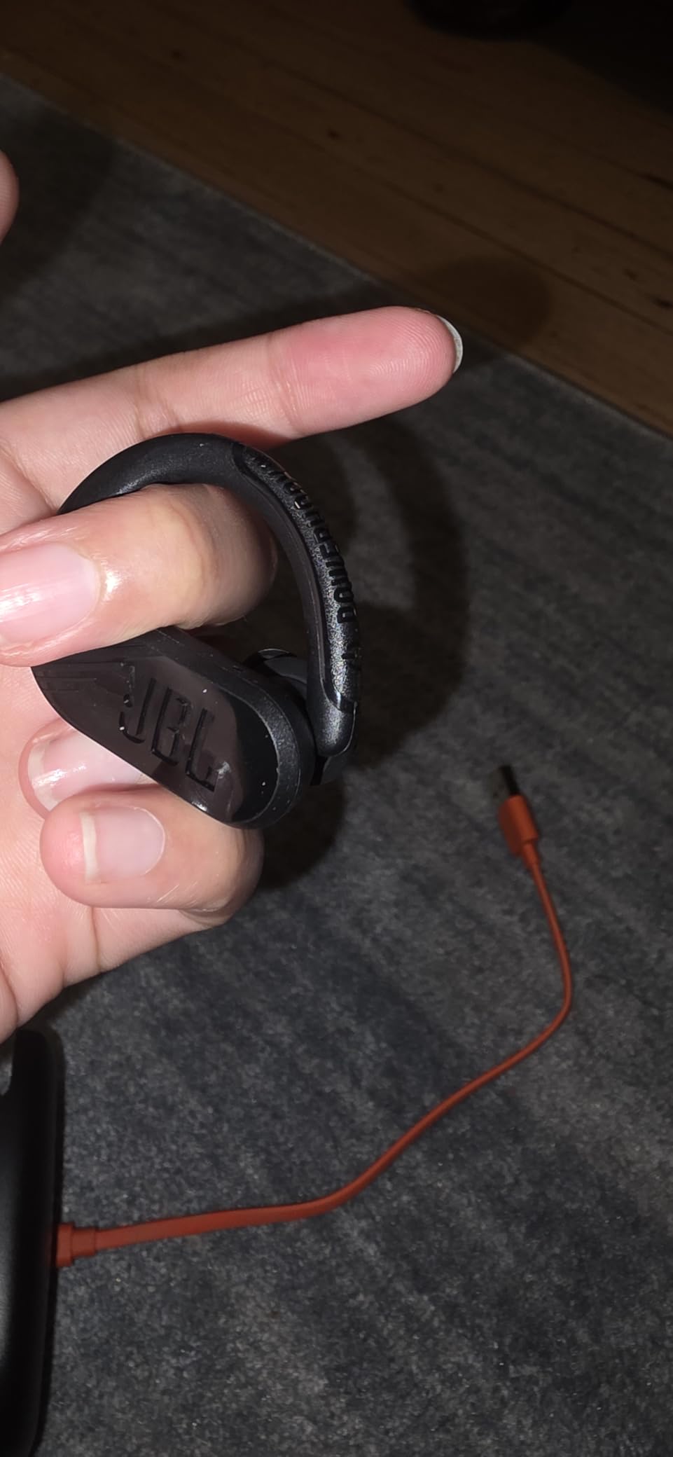 JBL Endurance Peak 3 - Dust and Water Proof (IP68) True Wireless Active Earbuds, JBL Pure Bass Sound, Up to 50 Total Hours of Playback with Speed Charge, Ambient Aware & Talk Thru (Black) - Customer Photo 2