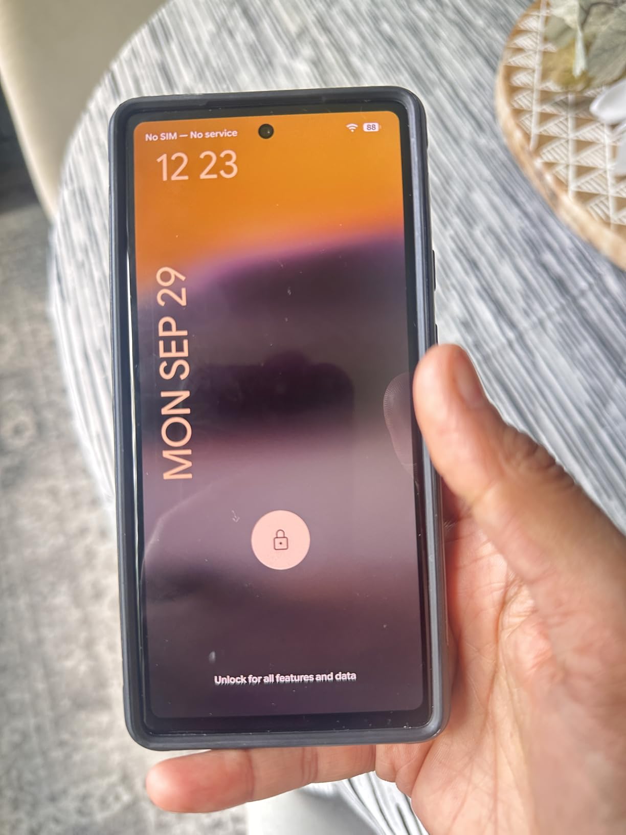 Google Pixel 6A 5G 128GB 6GB RAM Factory Unlocked (GSM Only, No CDMA - not Compatible with Verizon) Global Version - Charcoal (Renewed) - Customer Photo 1