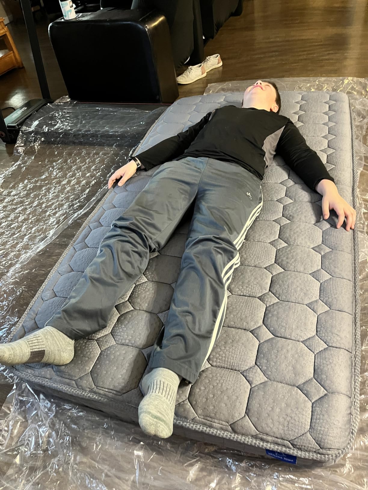 Vesgantti Full Mattress 10 Inch Innerspring Multilayer Hybrid Full Mattresses - Ergonomic Design with Memory Foam and Pocket Spring Mattress Full Size, Medium Firm Feel, Grey - Customer Photo 2