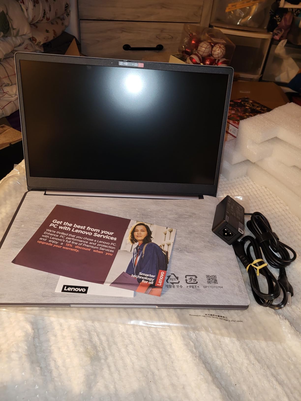 Lenovo IdeaPad 3i Chromebook, 15.6