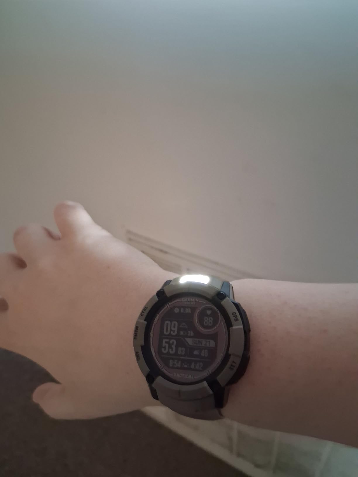 Garmin Instinct 2X Solar - Tactical Edition, Rugged GPS Smartwatch, Built-in Flashlight, Ballistics Calculator, Solar Charging Capability, Black - Customer Photo 3