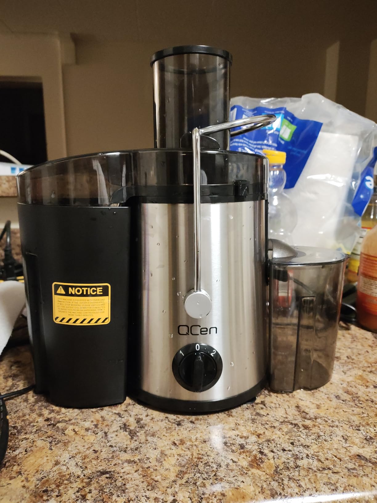 Qcen Juicer Machine, 800W Centrifugal Juicer Extractor with Wide Mouth 3