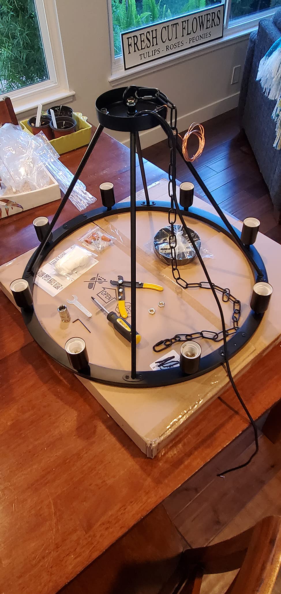 brfaixla 12-Light Wooden Wagon Wheel Chandelier Farmhouse, 31.5'' Black&Cream Colored Chandelier Pendant Light for Living Room, Industrial Rustic Round Wood Chandeliers for Dining Room Entryway Porch - Customer Photo 2