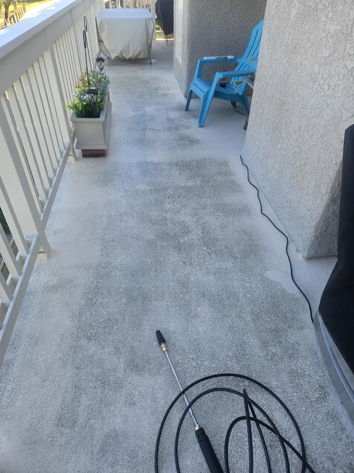 Westinghouse ePX3100v Electric Pressure Washer, 2100 Max PSI 1.76 Max GPM, Built-in Carry Handle, Detachable Foam Cannon, Pro-Style Steel Wand, 3-Nozzle Set, for Cars/Fences/Driveways/Home/Patios - Customer Photo 1